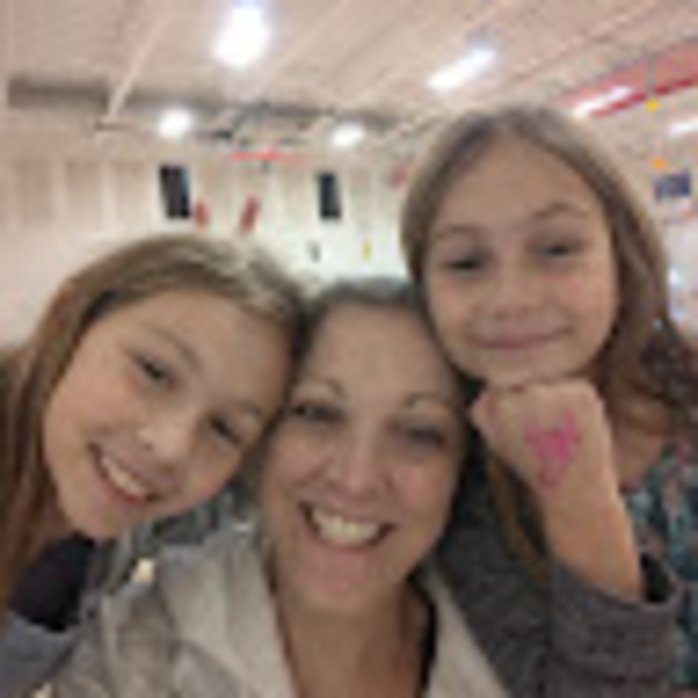 Meet your Posher, Holly